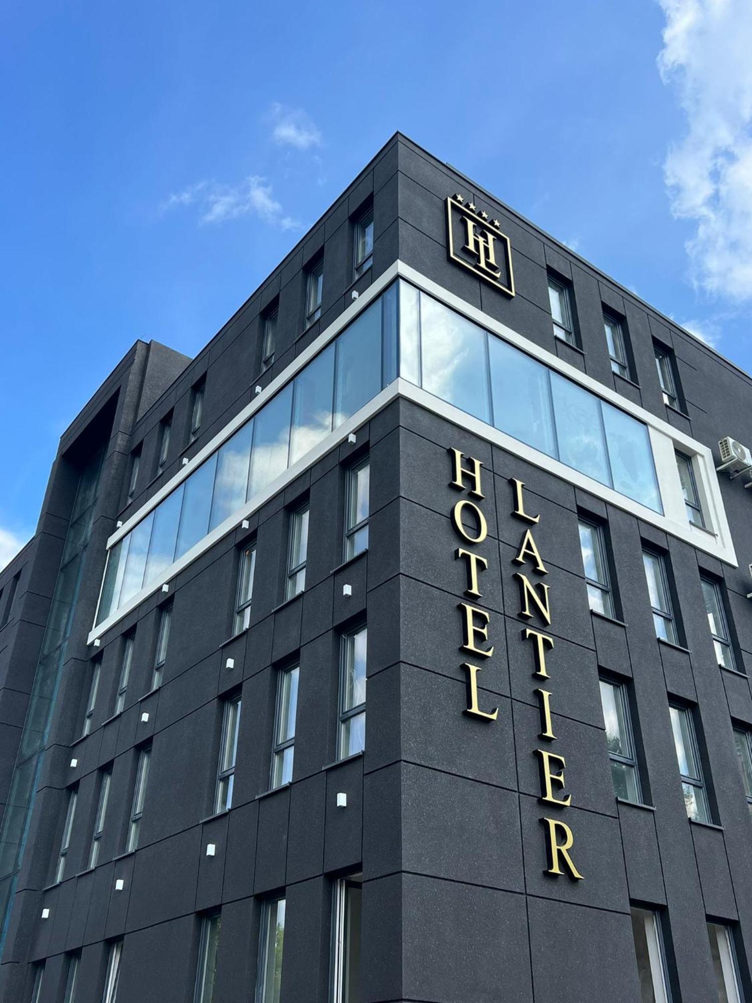 Hotel Lantier Wellness & Spa بيتوم المظهر الخارجي الصورة