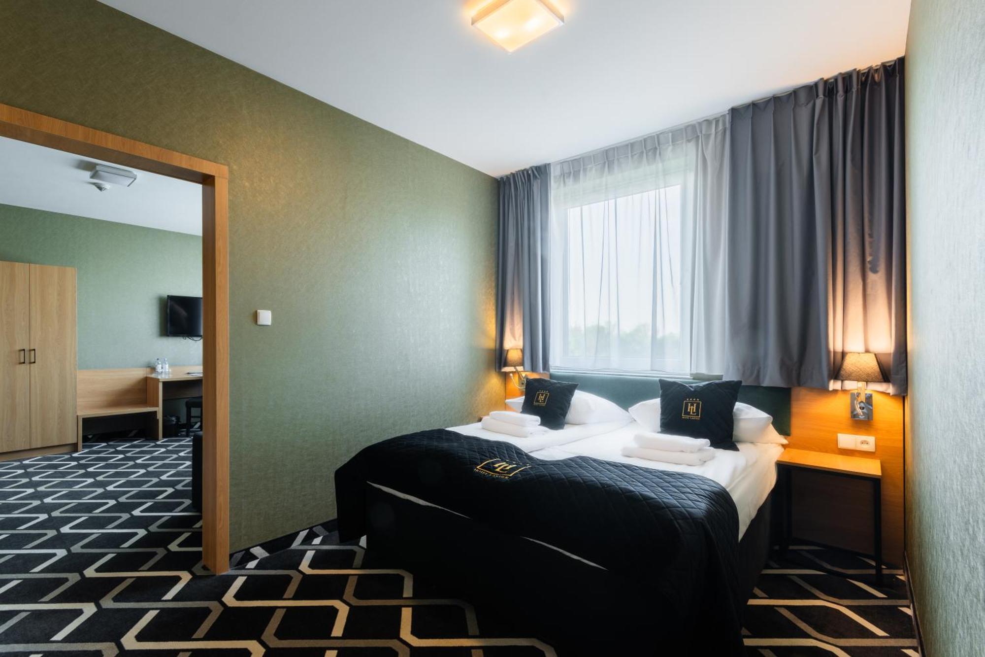 Hotel Lantier Wellness & Spa بيتوم المظهر الخارجي الصورة